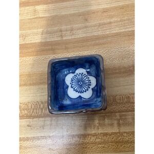 Square Ceramic Dish Blue White Flower Design‎ Small Serving Condiment Dish